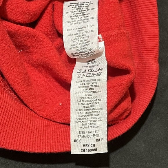 Juicy Couture Vintage Y2K Red Sparkle Glitter Bling Crest Shirt Top Womens - Picture 8 of 9